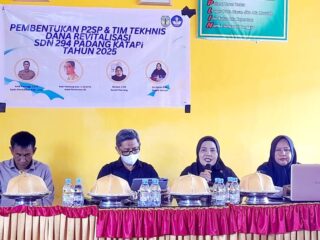 Kepala SDN 294 Padang Katapi Sosialisasi Pembentukan P2SP Program Revitalisasi Satuan Pendidikan Kabupaten Luwu