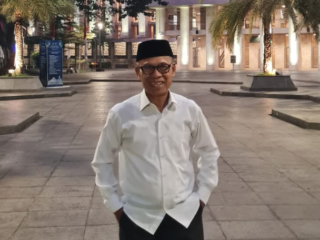 DARI TPS KE OTT: Mengapa Kepala Daerah Terus Terjerat Korupsi?