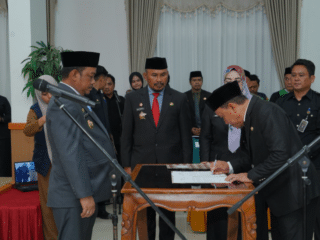 Bupati Luwu Kukuhkan 127 Pejabat, Tegaskan Penataan Organisasi Bukan Promosi Jabatan